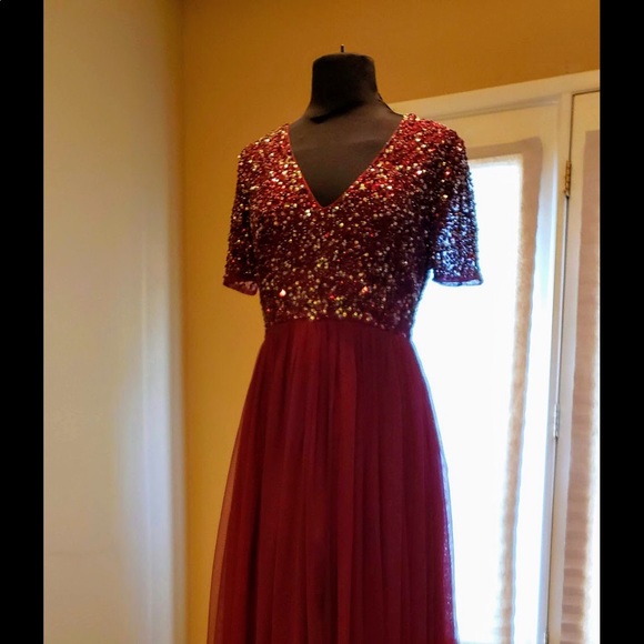 Weeding Beauty - Picture 5 of 5